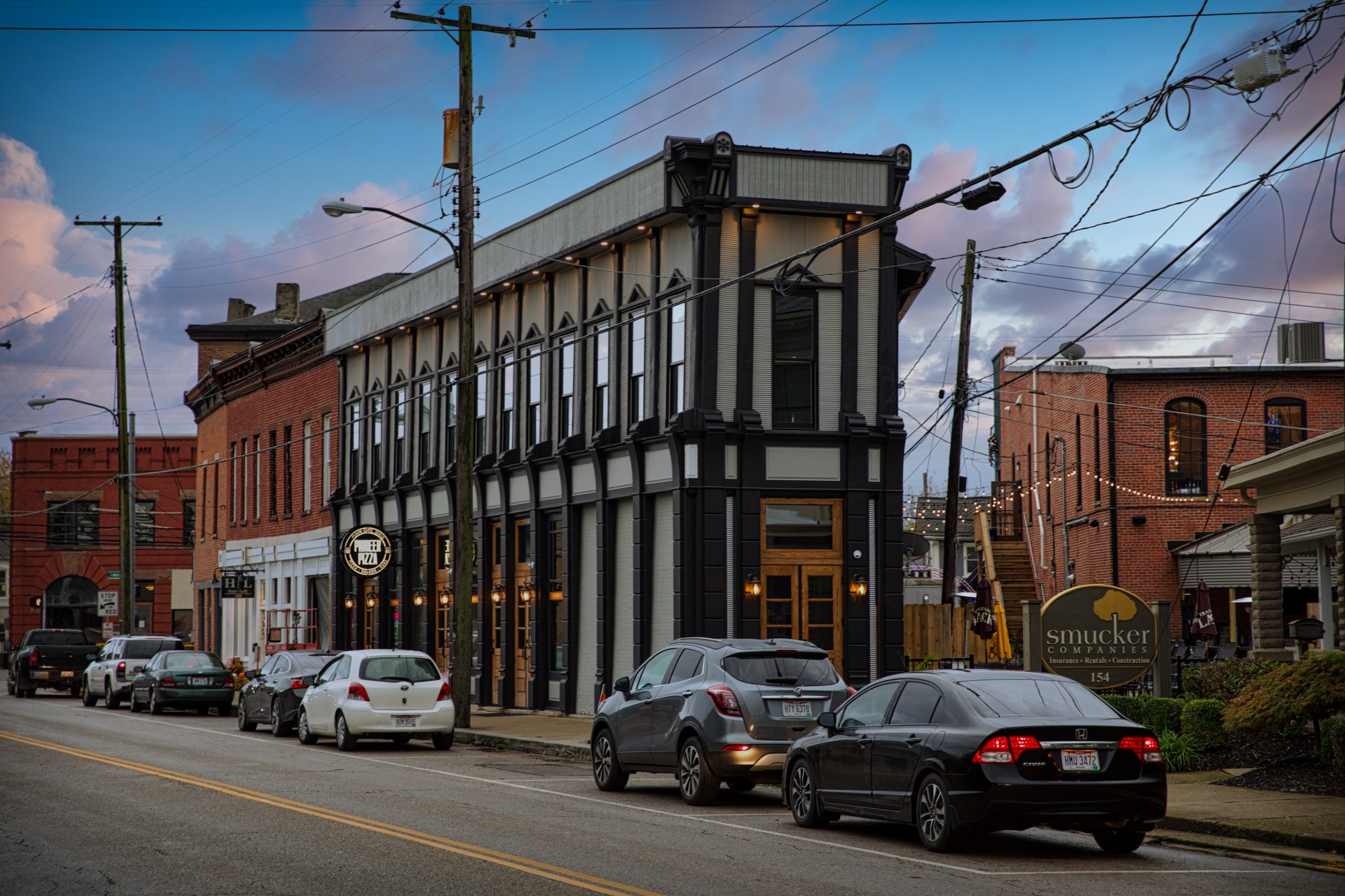 Pioneer Pizza in Uptown